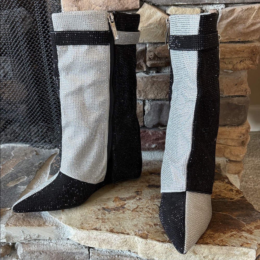 Cape Robbin Black and Gray Heeled Boots - Picture 4 of 15